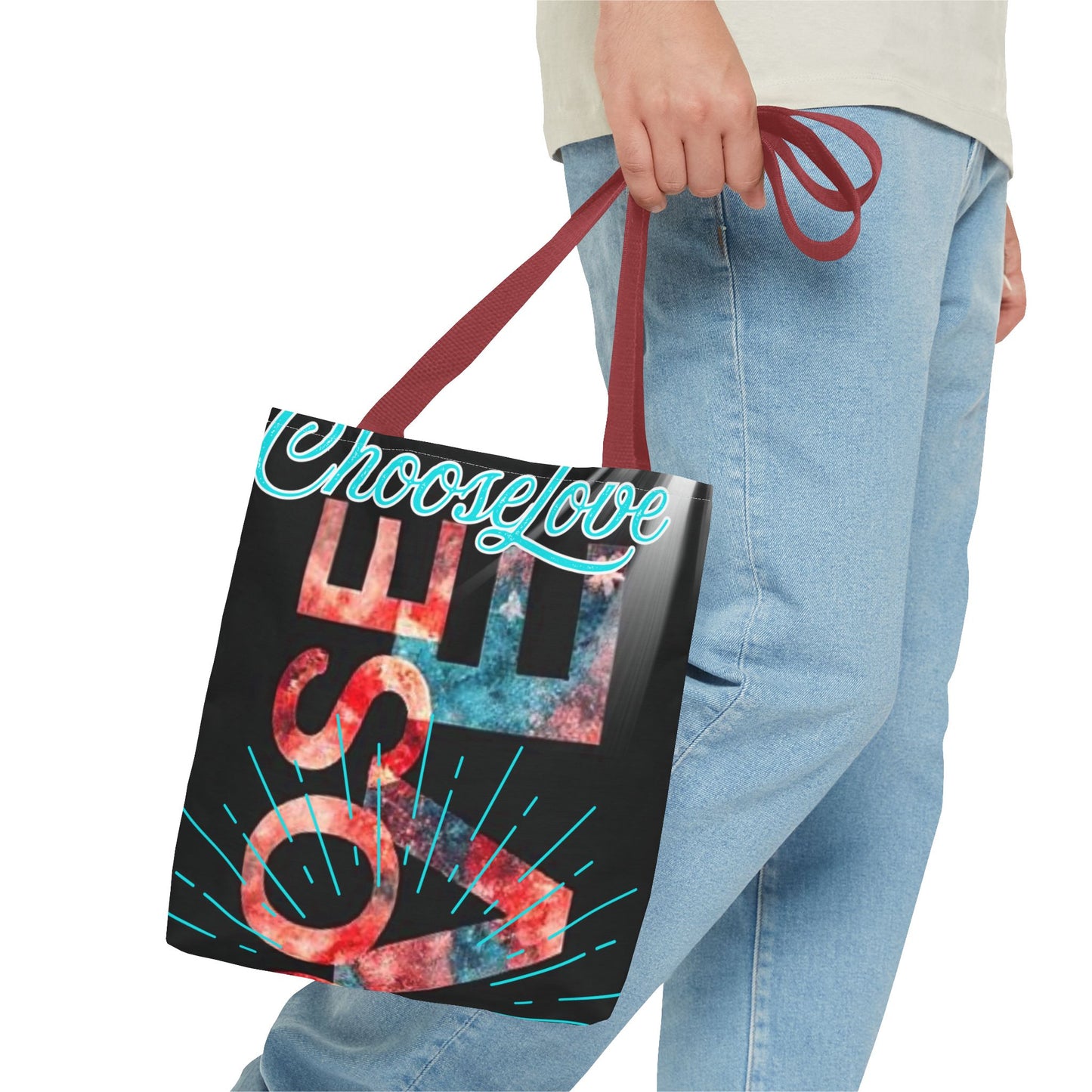 Model carrying an eco-friendly organic cotton whine handle tote bag – stylish and reusable for everyday use