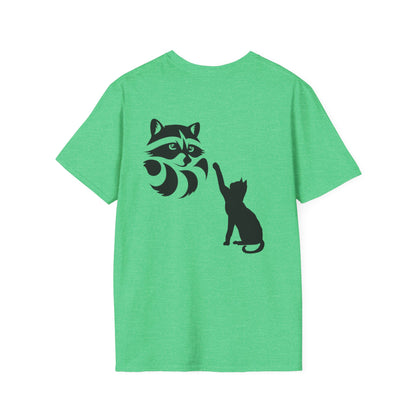 Cat T-shirt: Unisex Softstyle T-Shirt