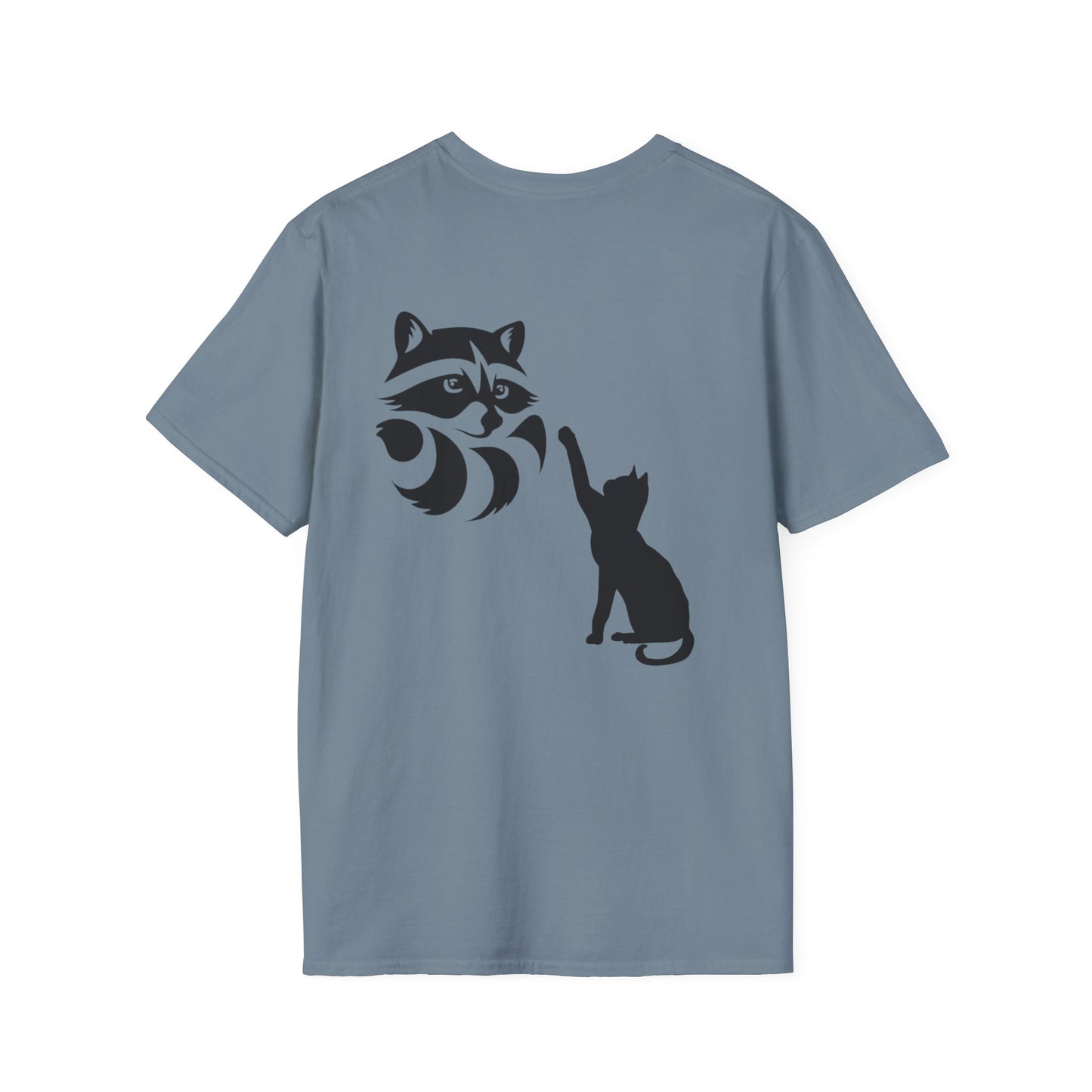 Cat T-shirt: Unisex Softstyle T-Shirt